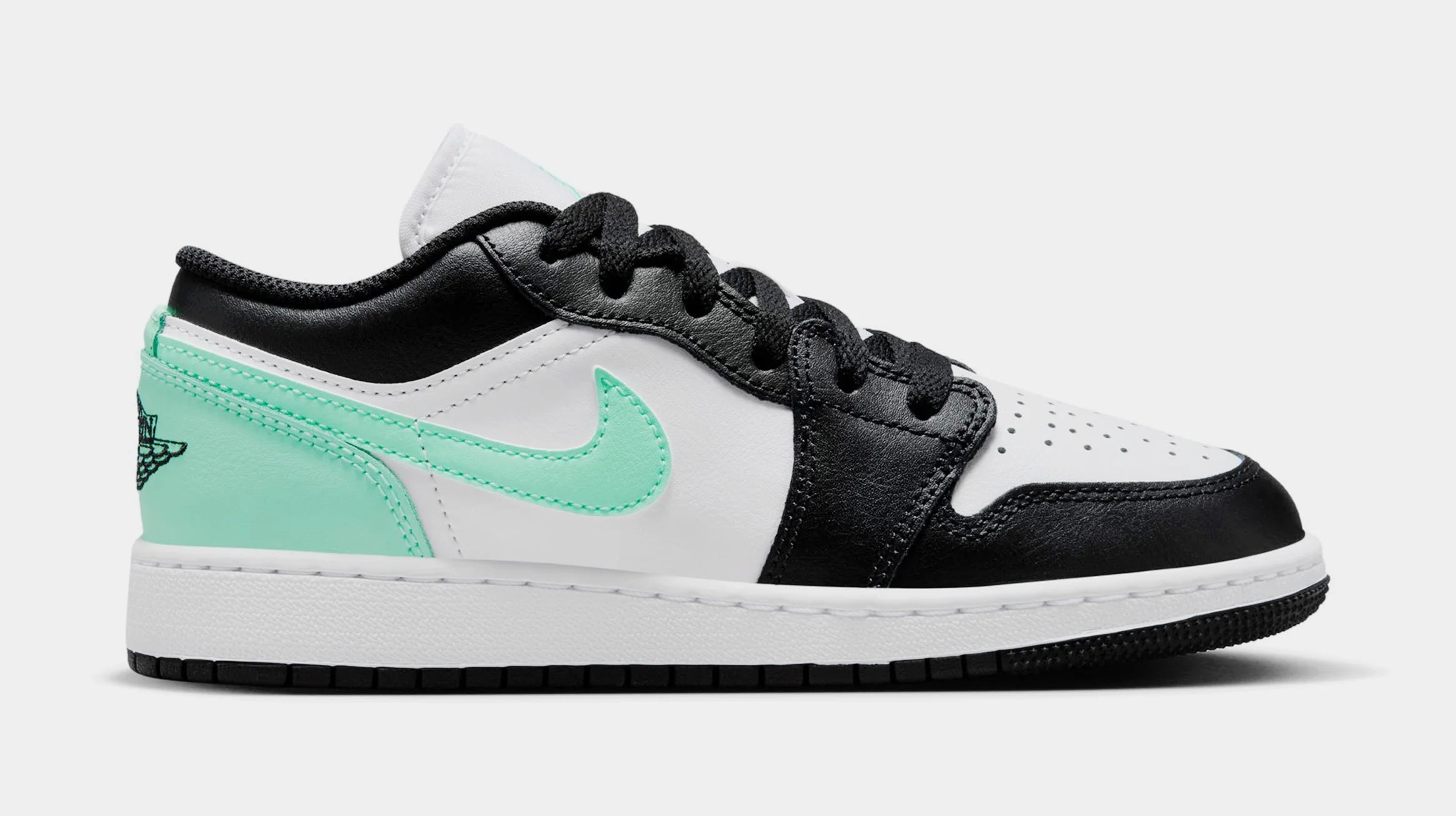 Air  1 Low Retro Glow Green Grade School Lifestyle Shoes (Glow Green/Black)