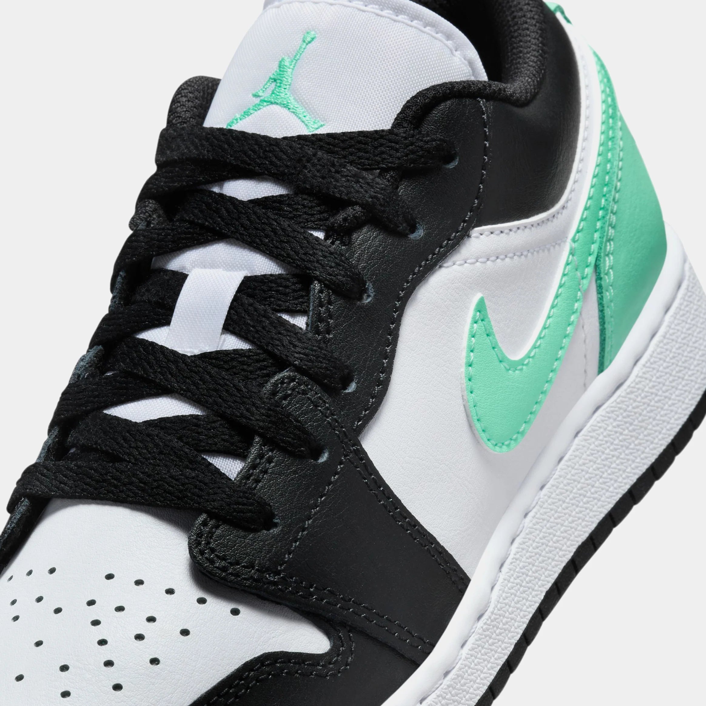 Air  1 Low Retro Glow Green Grade School Lifestyle Shoes (Glow Green/Black)