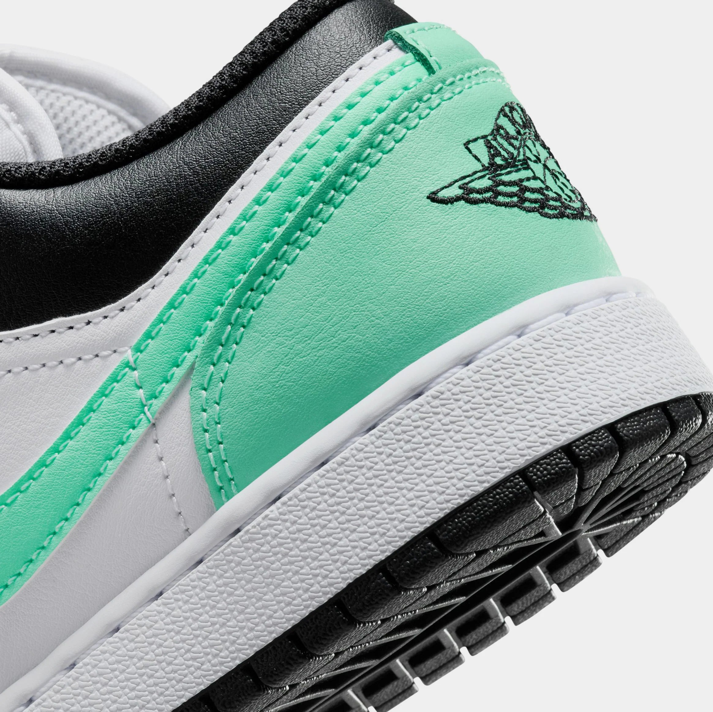 Air  1 Low Retro Glow Green Grade School Lifestyle Shoes (Glow Green/Black)